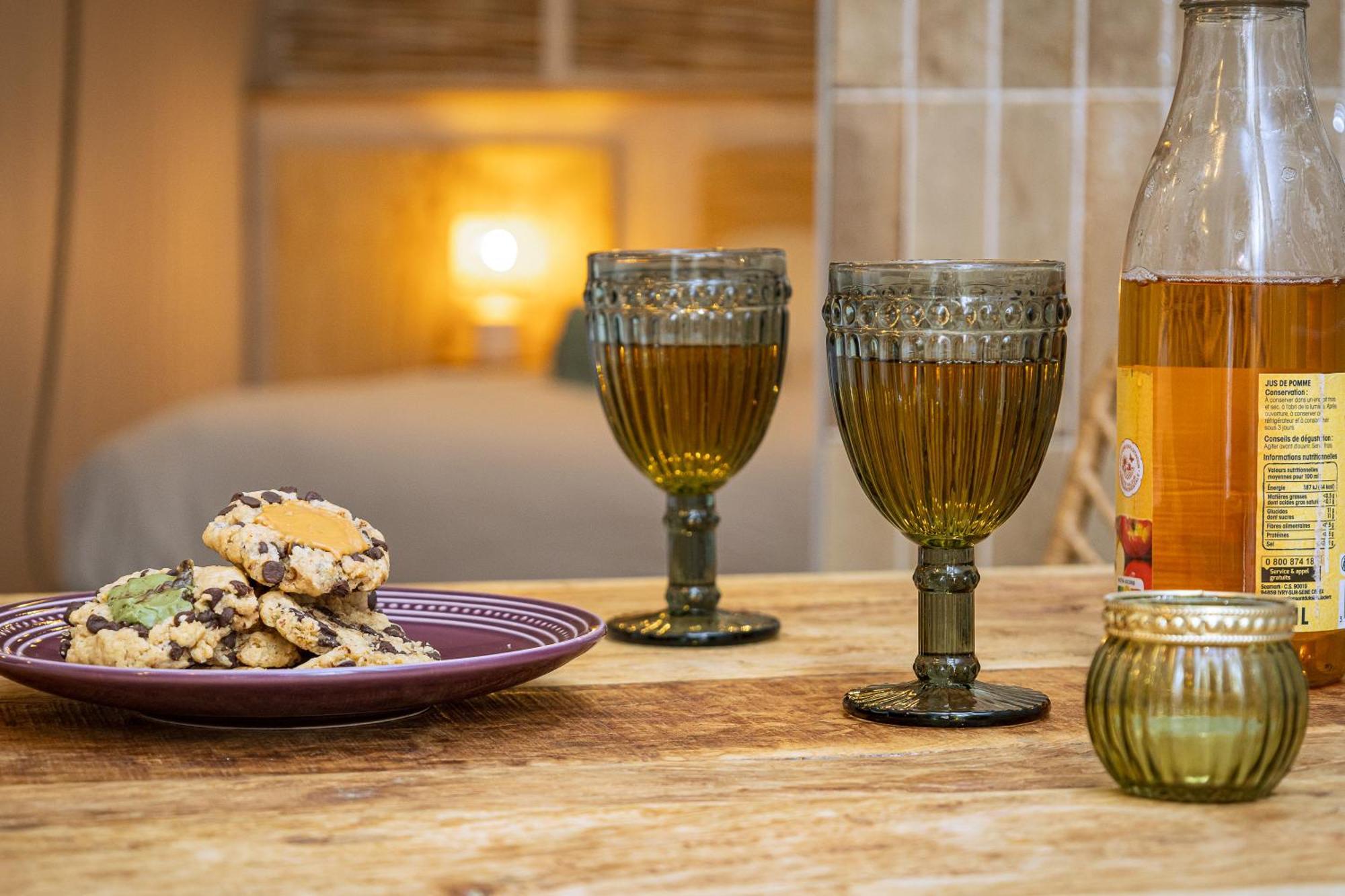 Love Room Suite Bali - Auray En Bretagne Brech Екстер'єр фото